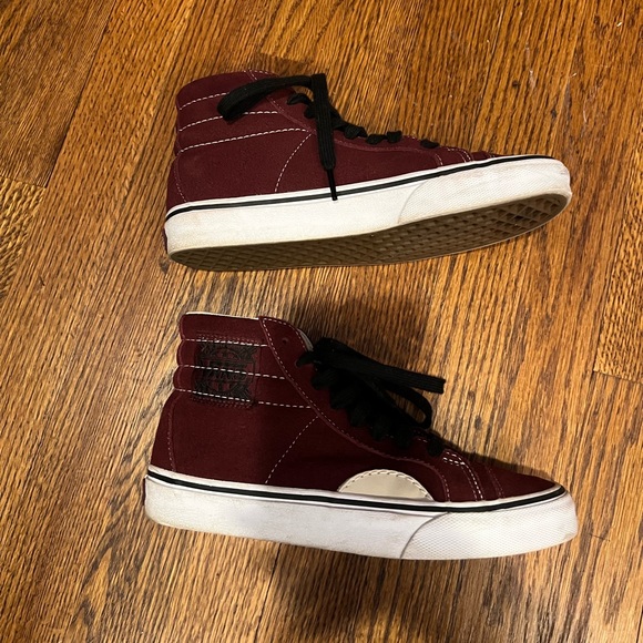 women’s high top vans - Picture 2 of 2